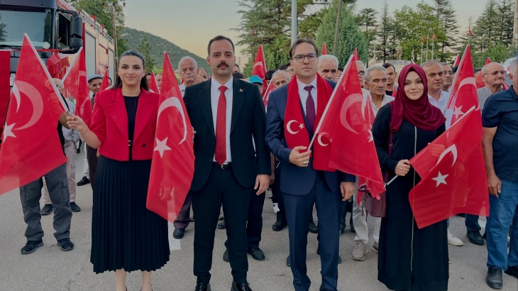 15 Temmuz Demokrasi ve Milli Birlik Günü İlçemizde Anlamlı Etkinliklerle Anıldı